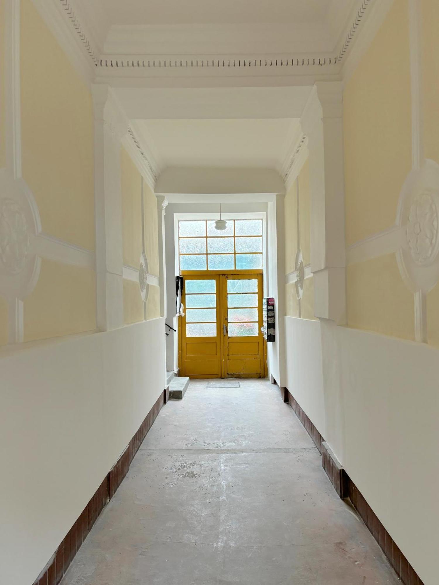 Traumhafte Wohnung Fuer 3, Grosszuegig, Walk In Dusche Viyana Dış mekan fotoğraf